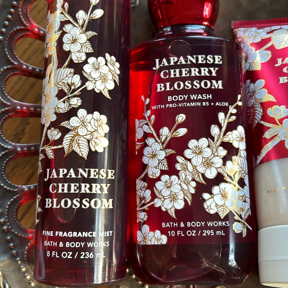 NEW! BATH & BODY WORKS Creamy Body Scrub JAPANESE CHERRY BLOSSOM Shea Butter - Picture 13 of 13